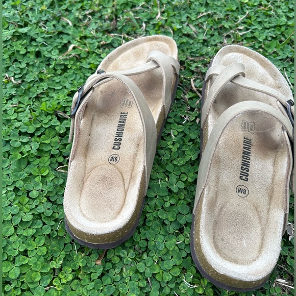 Granola Core Cushionaire Luna Cork Olive Green Leather Crossover Strap Sandals - Picture 3 of 4